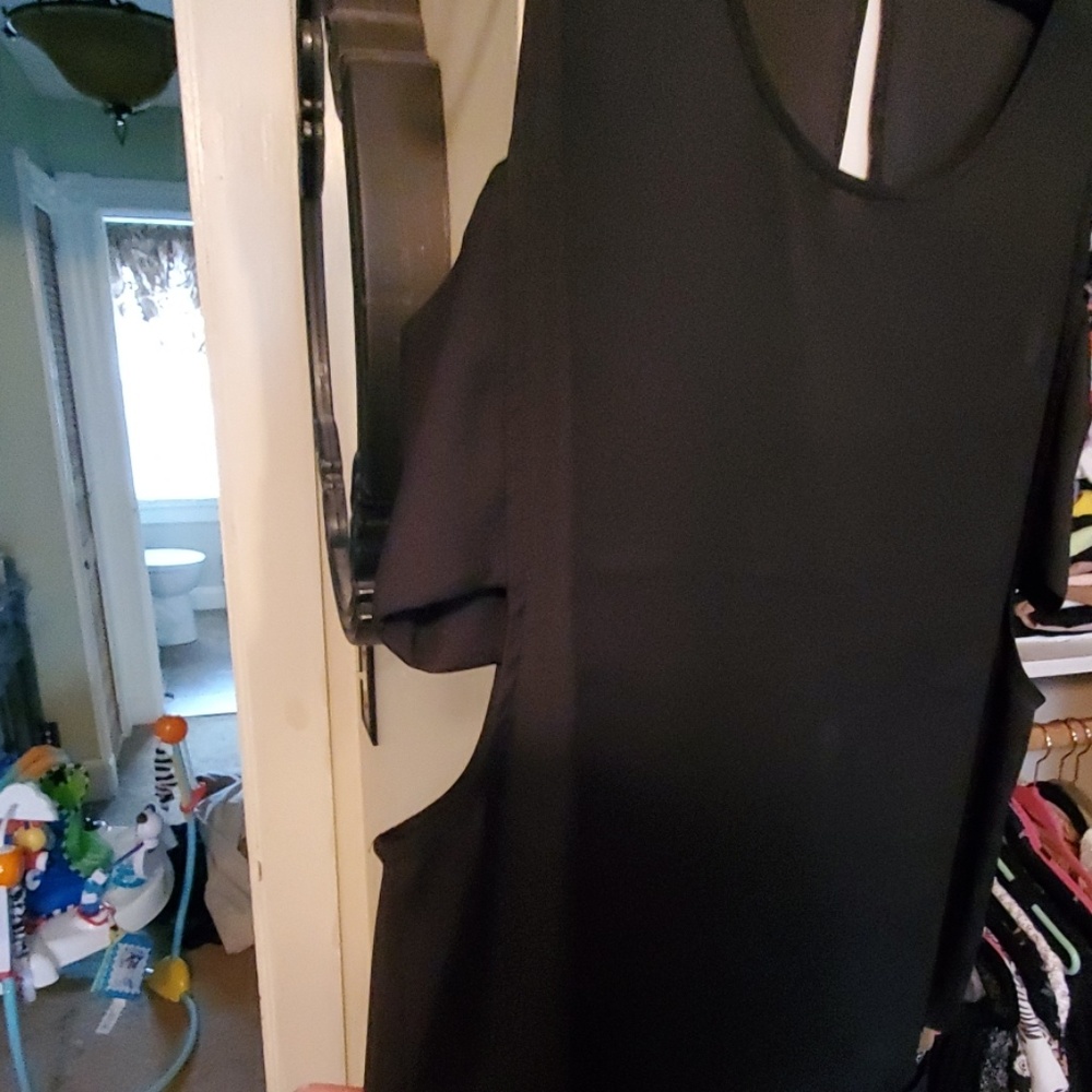 backless black top - Picture 2 of 4